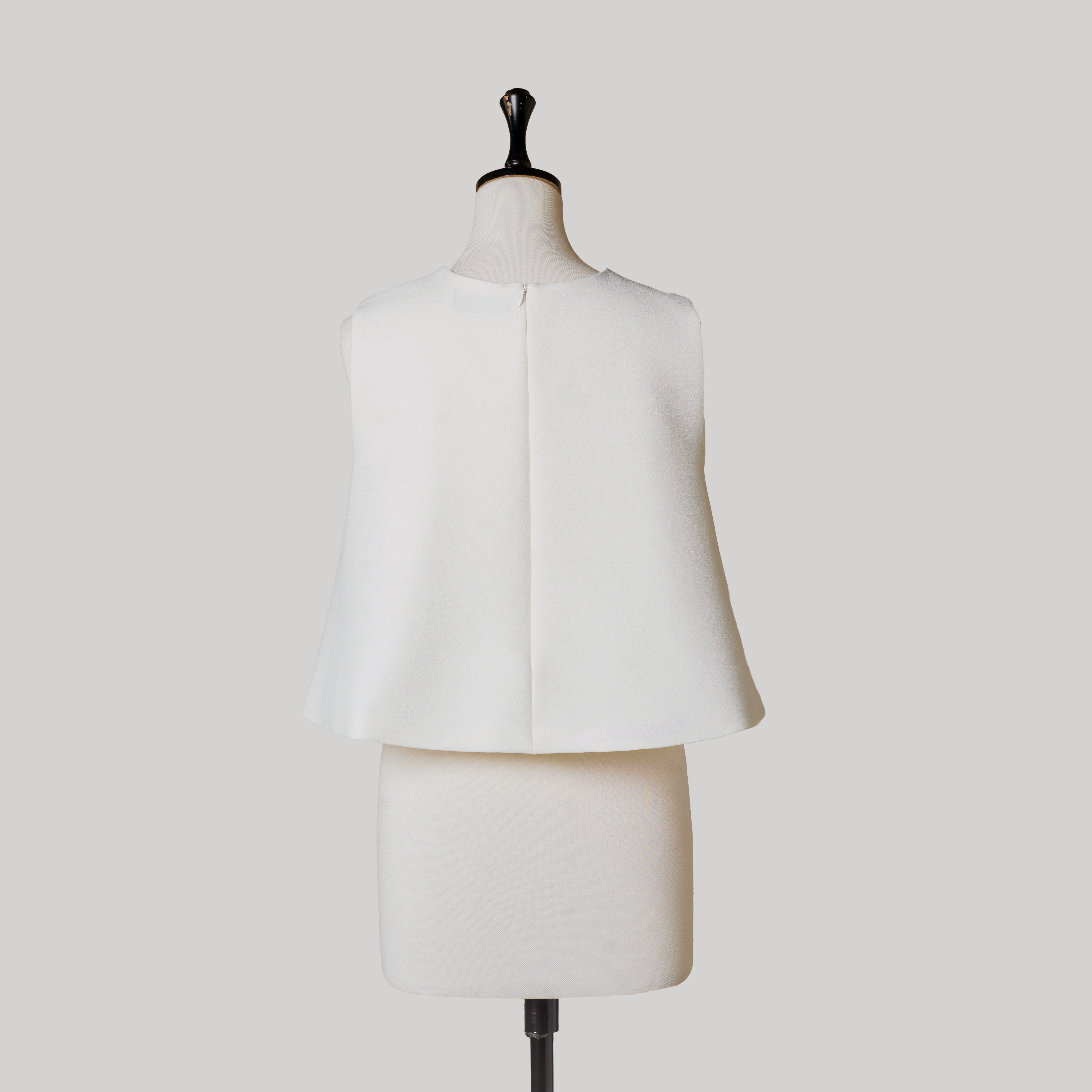 RIBBON LINE SLEEVELESS