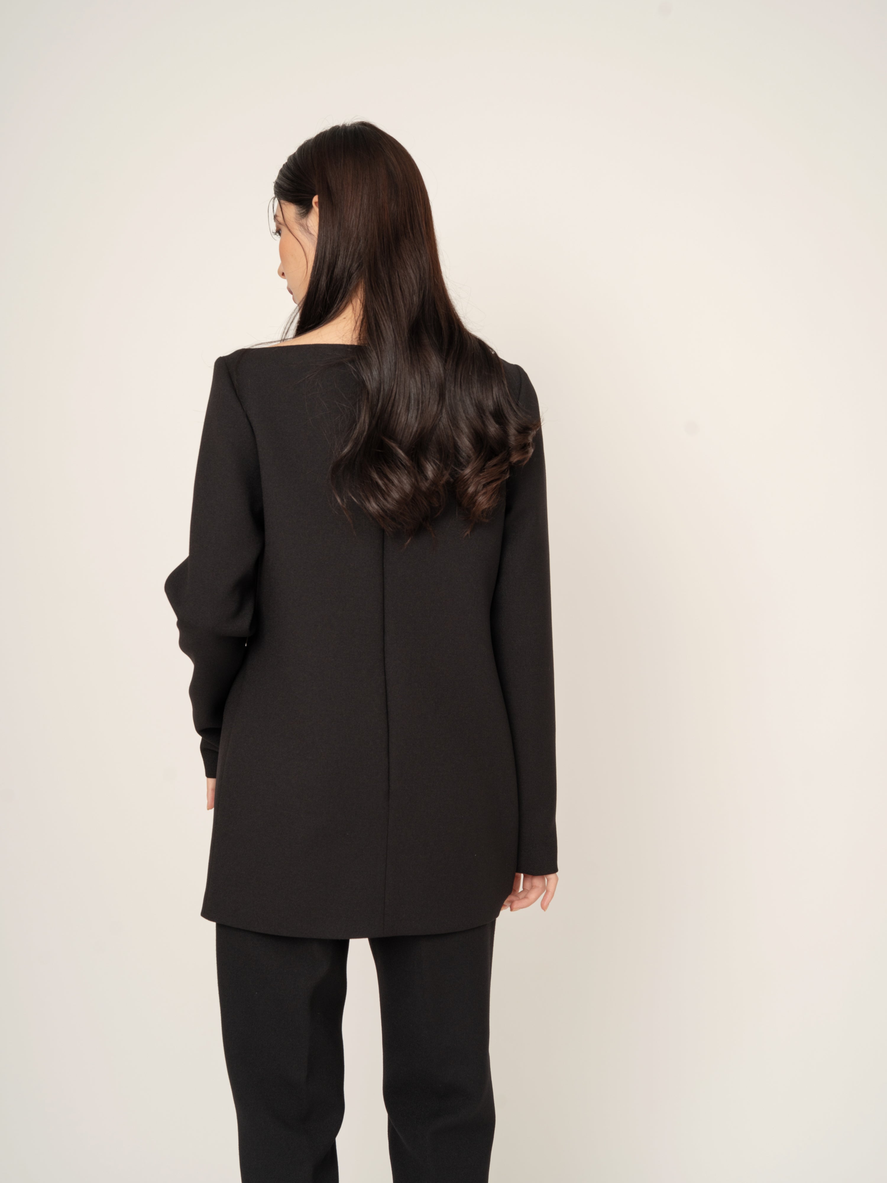 SLASHED NECK TUNIC