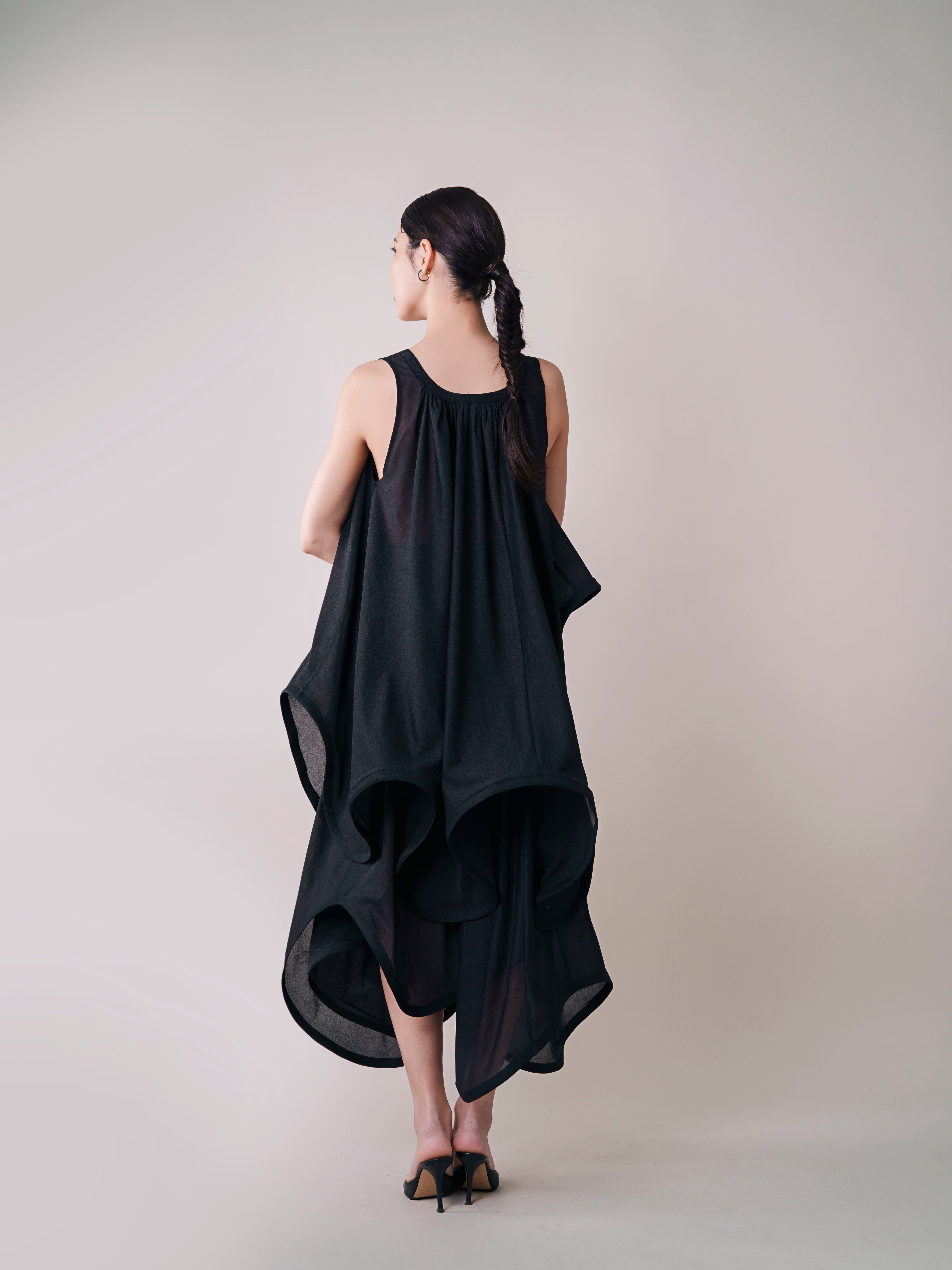 CURL ASYMMETRY SKIRTS