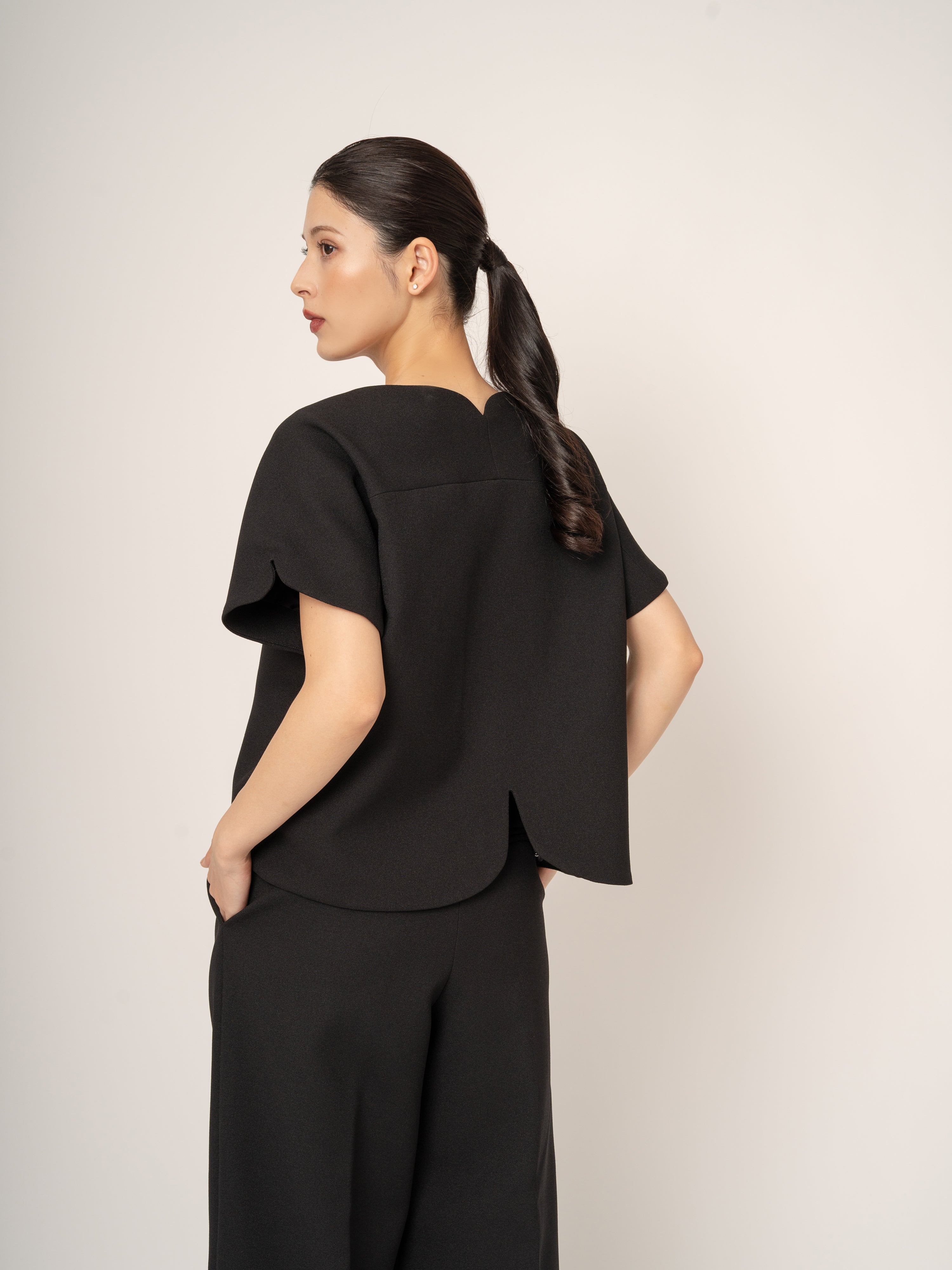 DOLMAN HALF SLEEVE