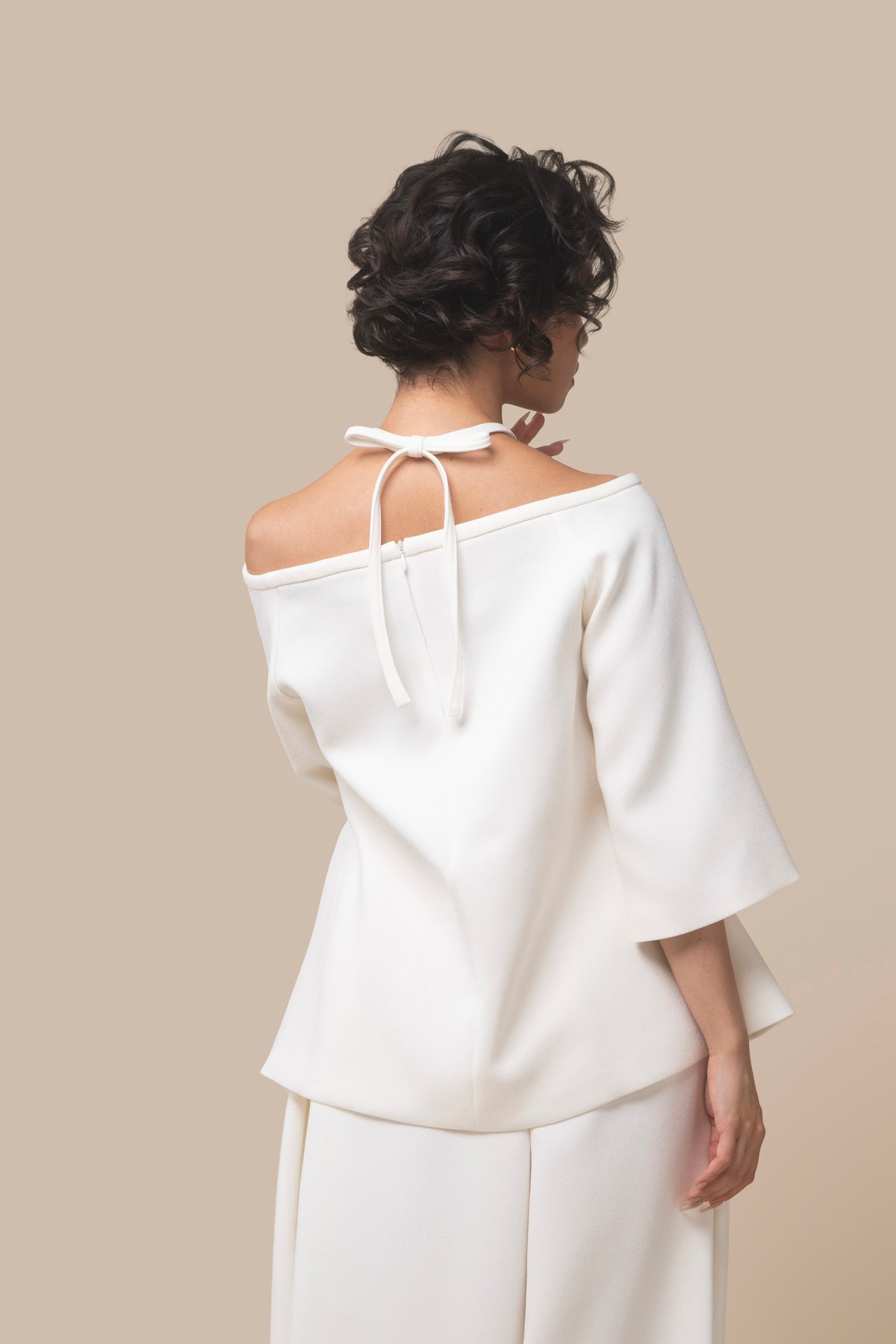 HALTER RIBBON BLOUSE