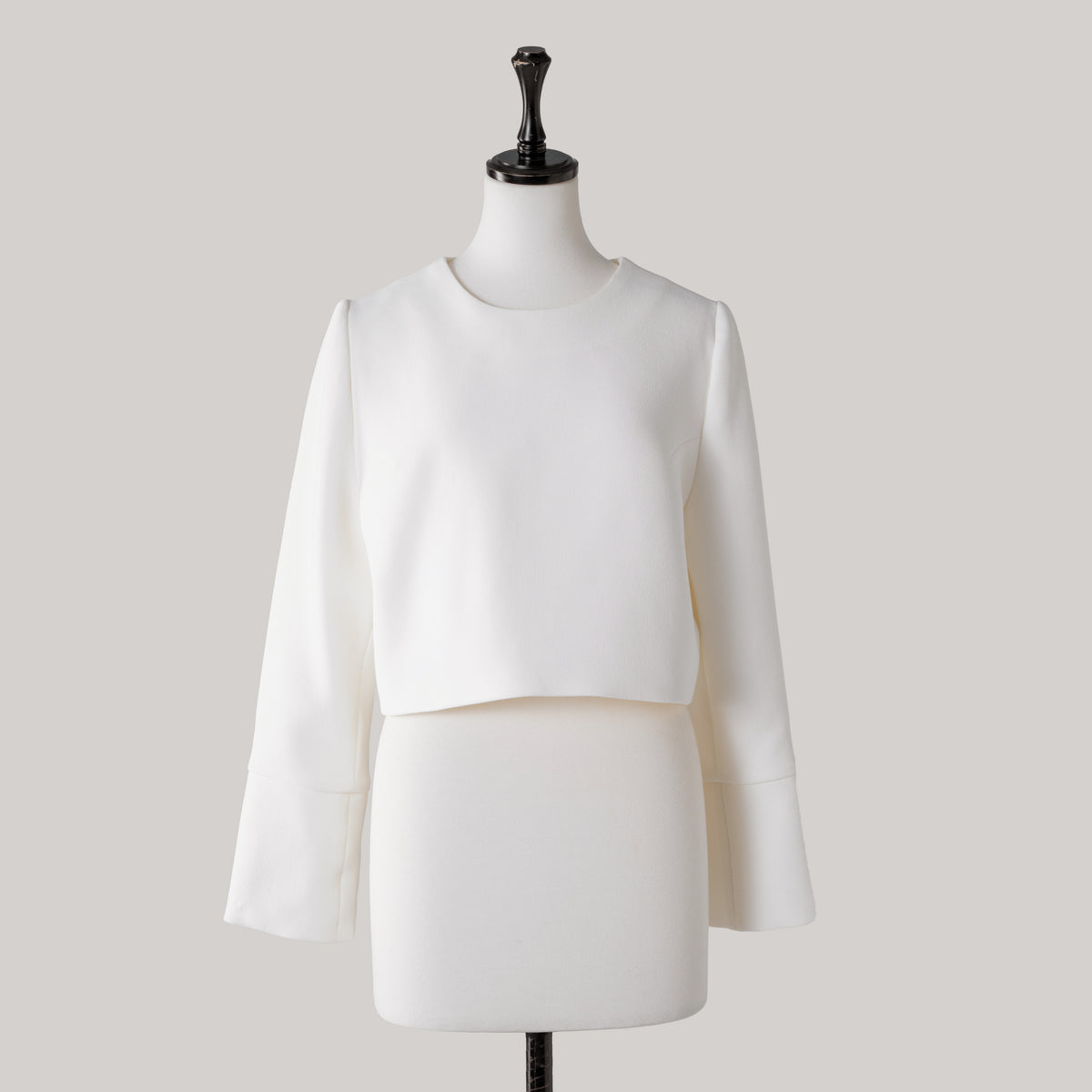 ESSENTIAL BLOUSE
