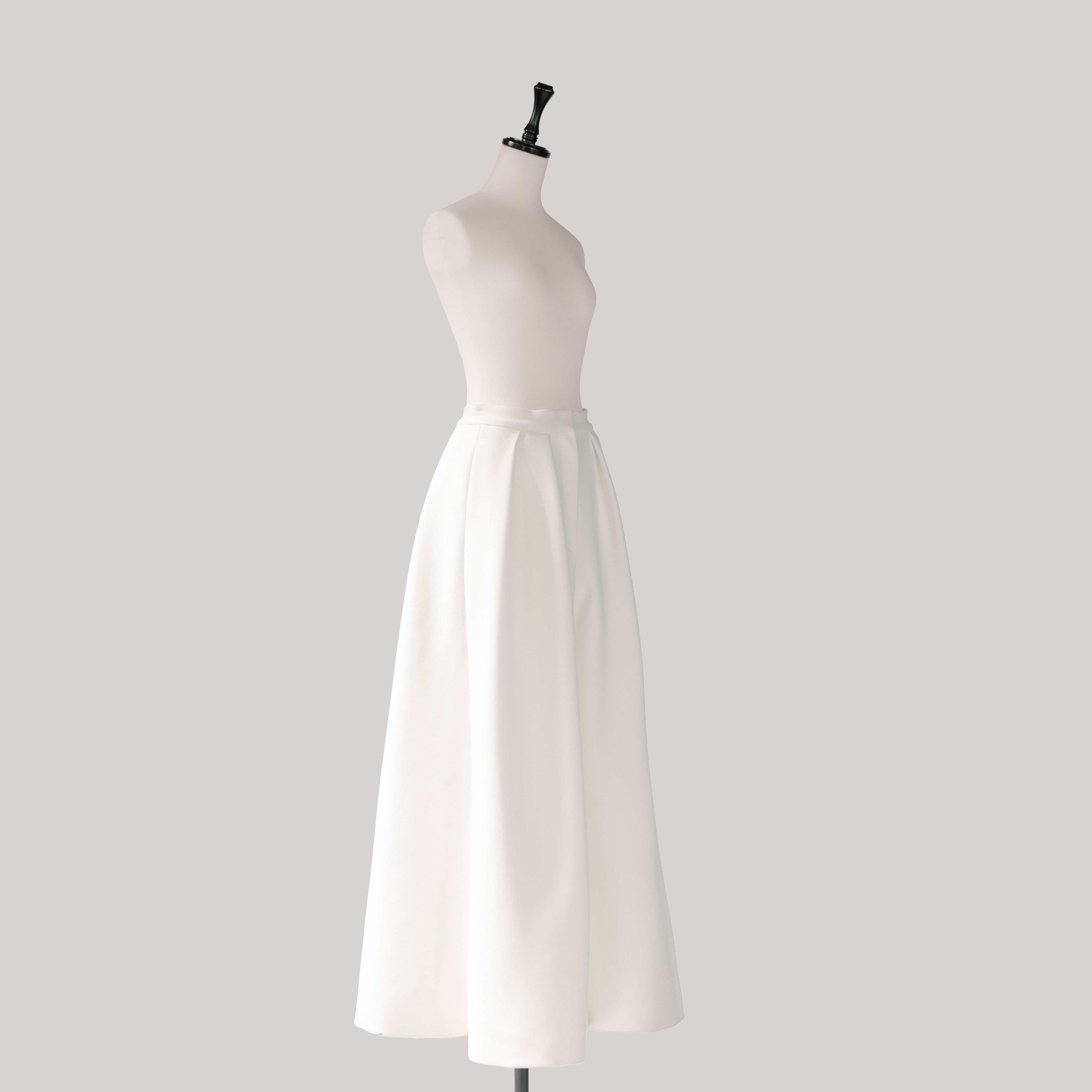 LONG OVER WIDE PANTS