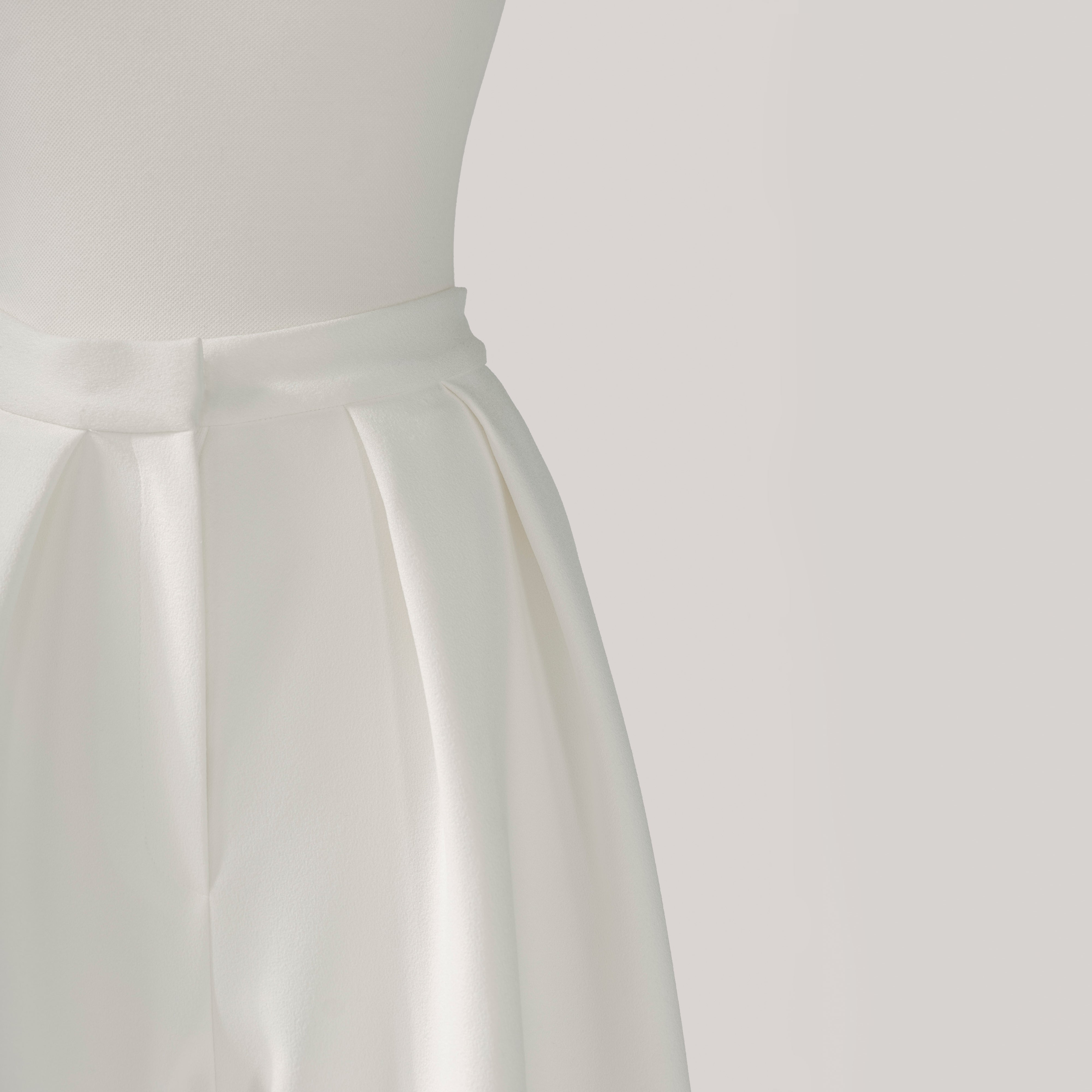 LONG OVER WIDE PANTS