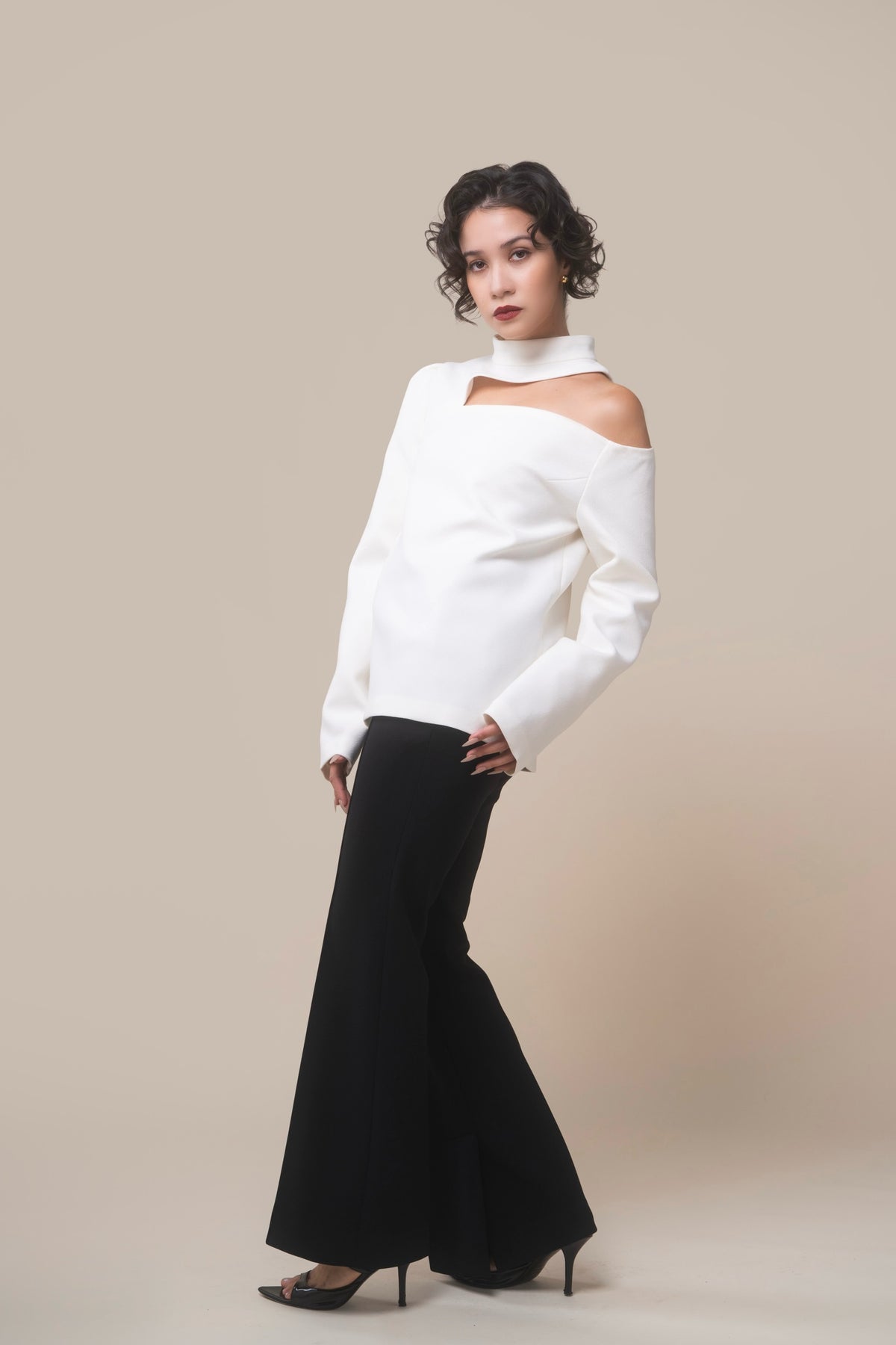 CURVE STRECH TROUSERS