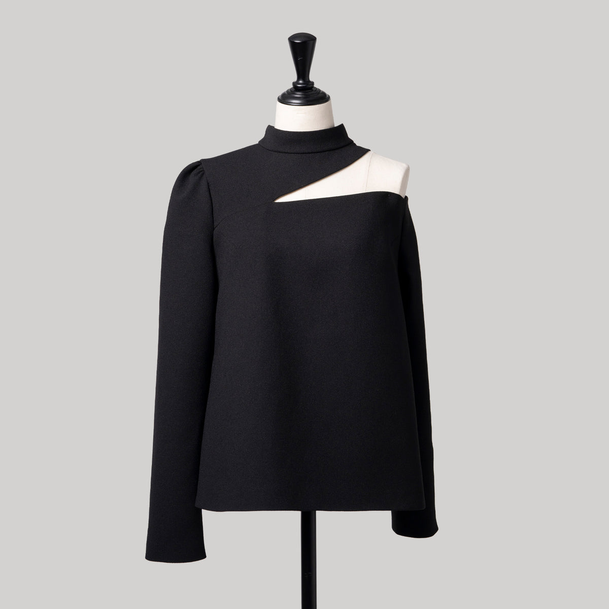 EDGE LINE BLOUSE