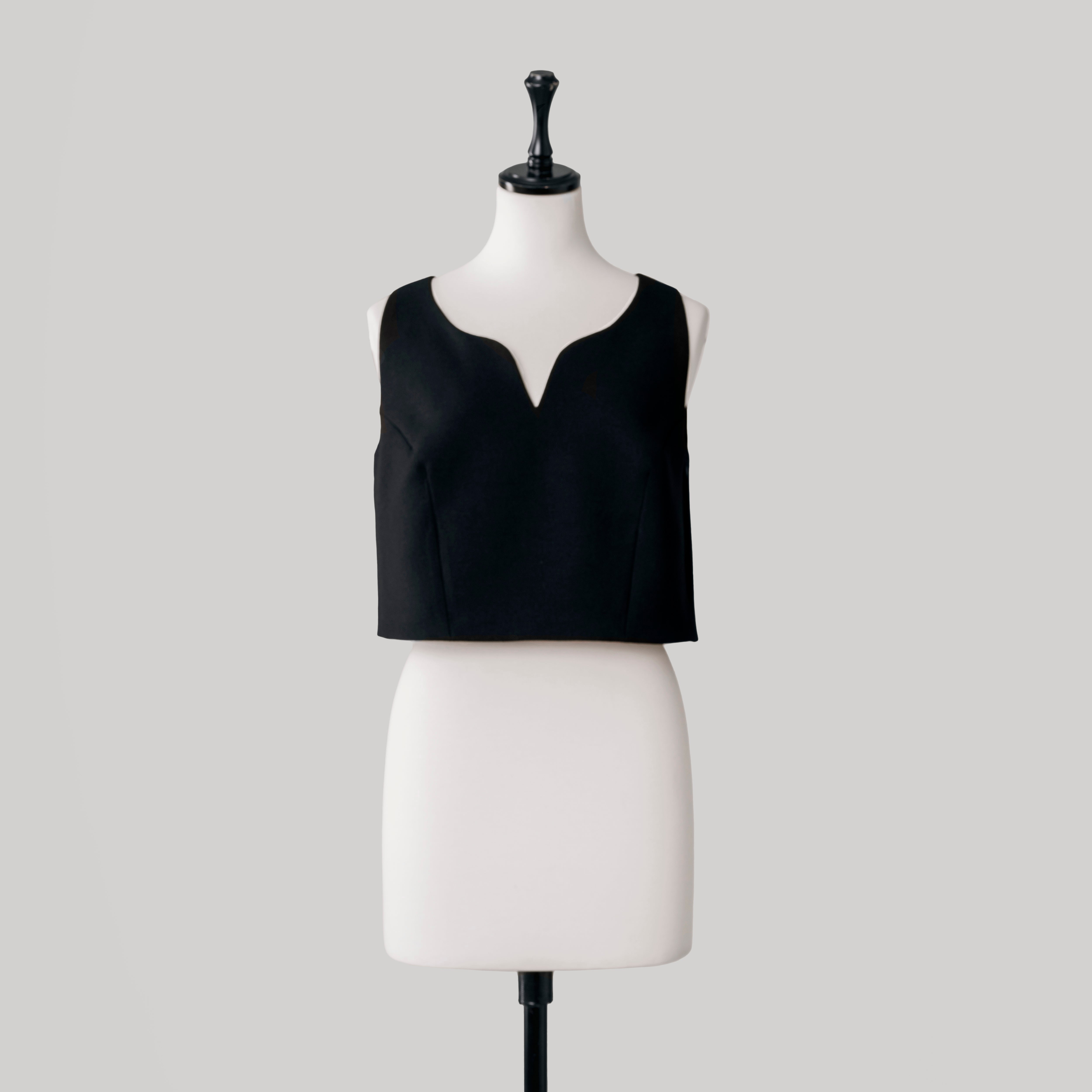 RIBBON SHORT TOP